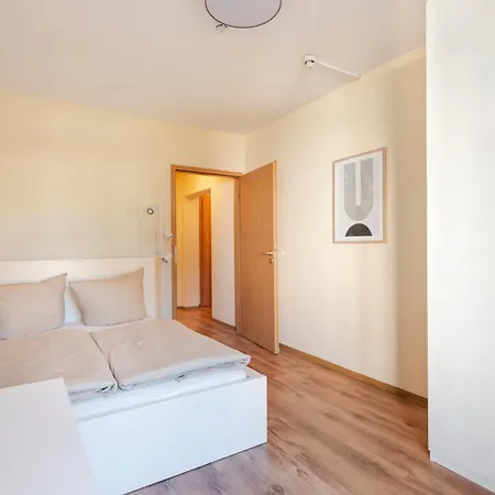 2-zimmer Mitte 50m2 - U-bahn Leopoldplatz By Berlin