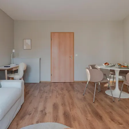 Lägenhet 2-zimmer Mitte 50m2 - U-bahn Leopoldplatz By *