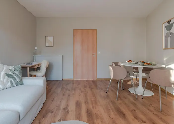 Lägenhet 2-zimmer Mitte 50m2 - U-bahn Leopoldplatz By *